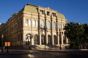 Thêatre national d'Alger