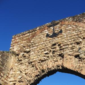 Porte du port de Béjaïa
