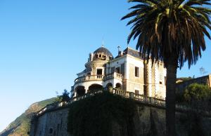 Ancienne villa coloniale abandonnée à Béjaïa