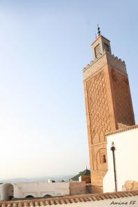 Le minaret de la mosquée Sidi Boumedienne