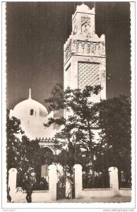 algérie   ALGER     BERROUAGHIA    la  mosquée
