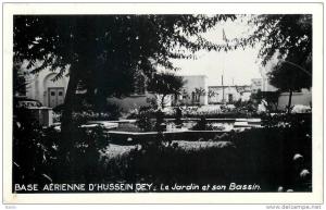 ALGERIE - BASE AERIENNE D'HUSSEIN DEY - LE JARDIN ET SON BASSIN