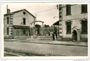 HUSSEIN   DEY   -  CASERNE   DU  19e   GENIE