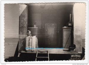 Photo Algérie-Hussein-Dey- Ponts et Chaussées - Recherche pétrole-   Camion - Laboratoire