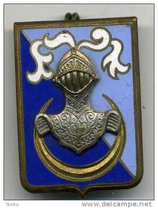 INSIGNE  Ecole A.B.C, HUSSEIN - DEY. Drago. Paris.