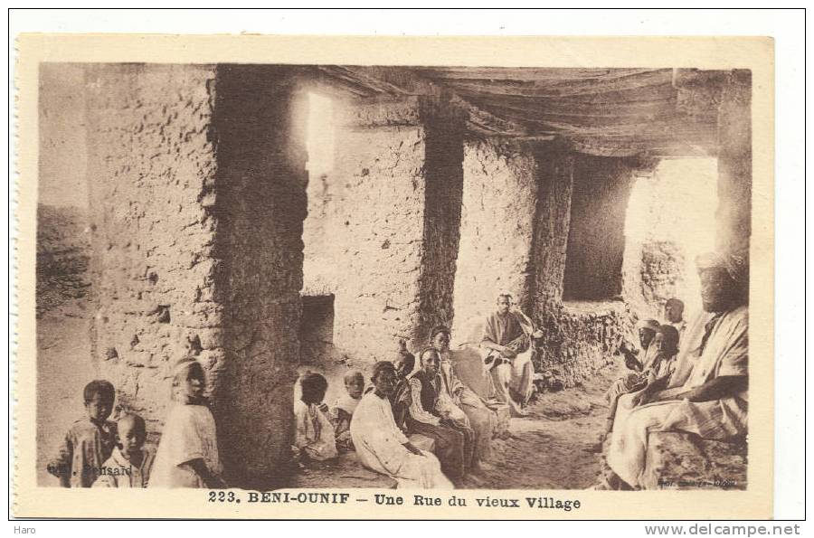 BENI-OUNIF - Une rue du vieux Village