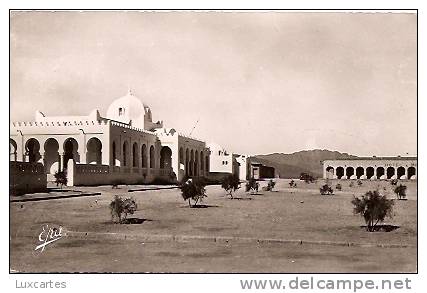 9. BENI-OUNIF. GROUPE SCOLAIRE.  /  EPA