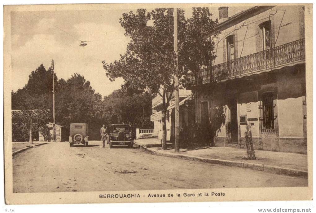 BERROUAGHIA AVENUE DE LA GARE ET LA POSTE ANIMEE AUTOMOBILES