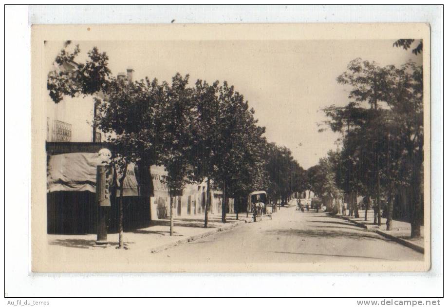 BERROUAGHIA , HOTEL DE FRANCE ET RUE DE LAGHOUAT