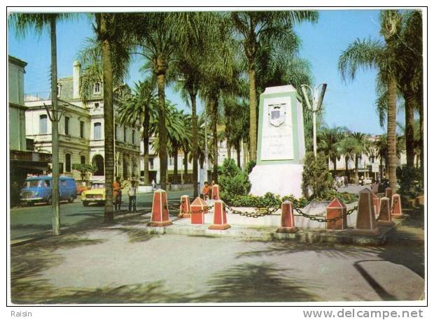 Algérie El Harrach  La Place  carte circulé mauvais état
