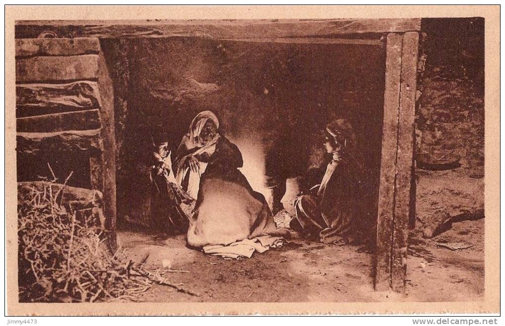 CPA - Autour du feu familial - R. PROUHO Hussein Dey Grenoble 1925