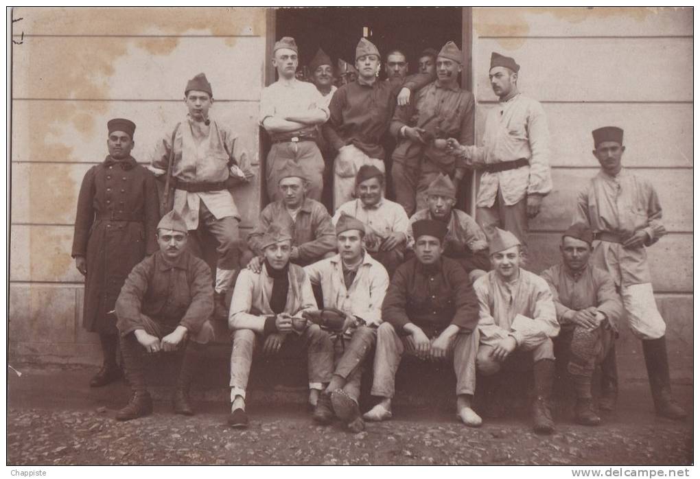 Carte photo de groupe à  Hussein dey