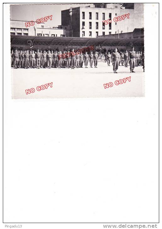 Algérie photo Hussein Dey Alger ? A confirmer médaille décoration aviateur ? aviation ?