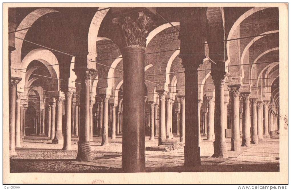 LA GRANDE MOSQUEE DE KAIROUAN  R. PROUHO HUSSEIN DEY MEDAILLE D'OR GRENOBLE 1925 PAS CIRCULEE