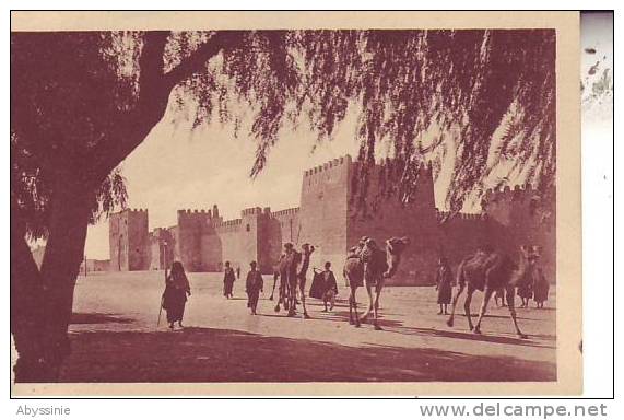 TUNISIE - un joli coin du sud - citadelle de GAFSA - nr 13 prouho à hussein dey - d4 275