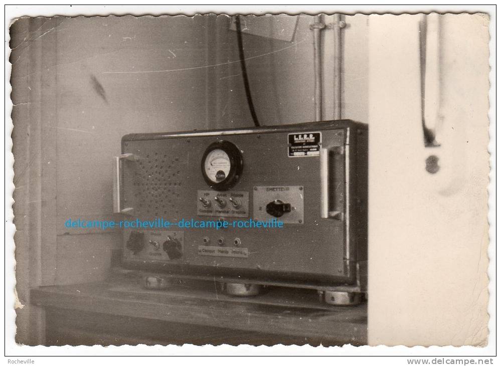 Photo Algérie-Hussein-Dey- Ponts et Chaussées - Recherche pétrole-   Camion - poste radio-