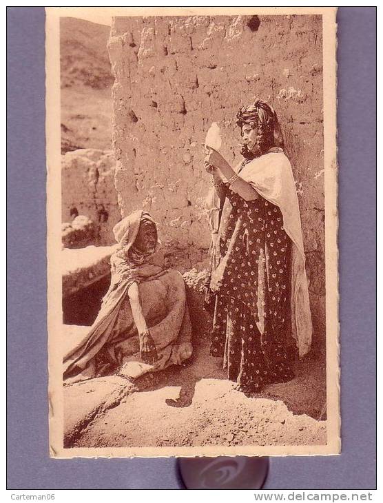 Algérie - Bou Saada - Ouled Naïf filant la laine - Editeur R. Prouho - Hussein Dey