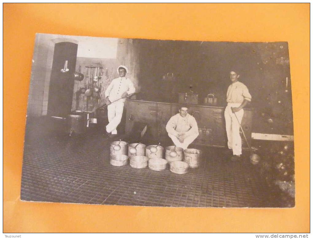 carte photo A PRIORI Cuisiniers du 26/5 et S C  la cuisine Besse   à Hussein Dey  Algérie