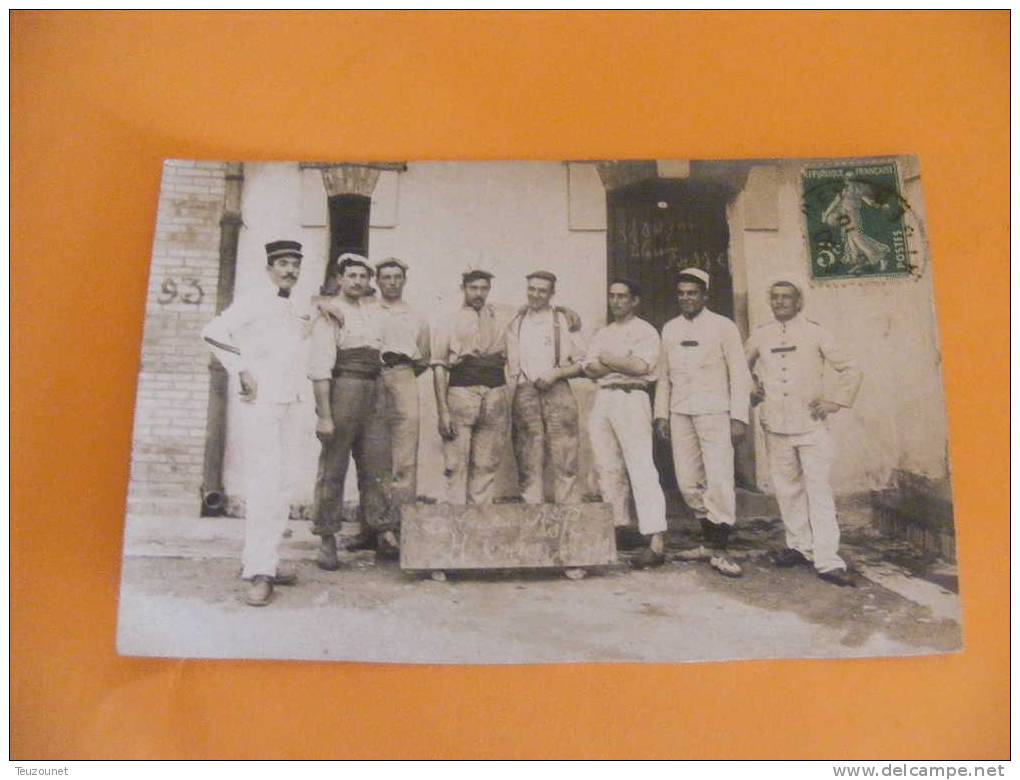 carte photo les Cuisiniers du 26/5 et S C  la cuisine Besse   à Hussein Dey  Algérie  le 340 au jus