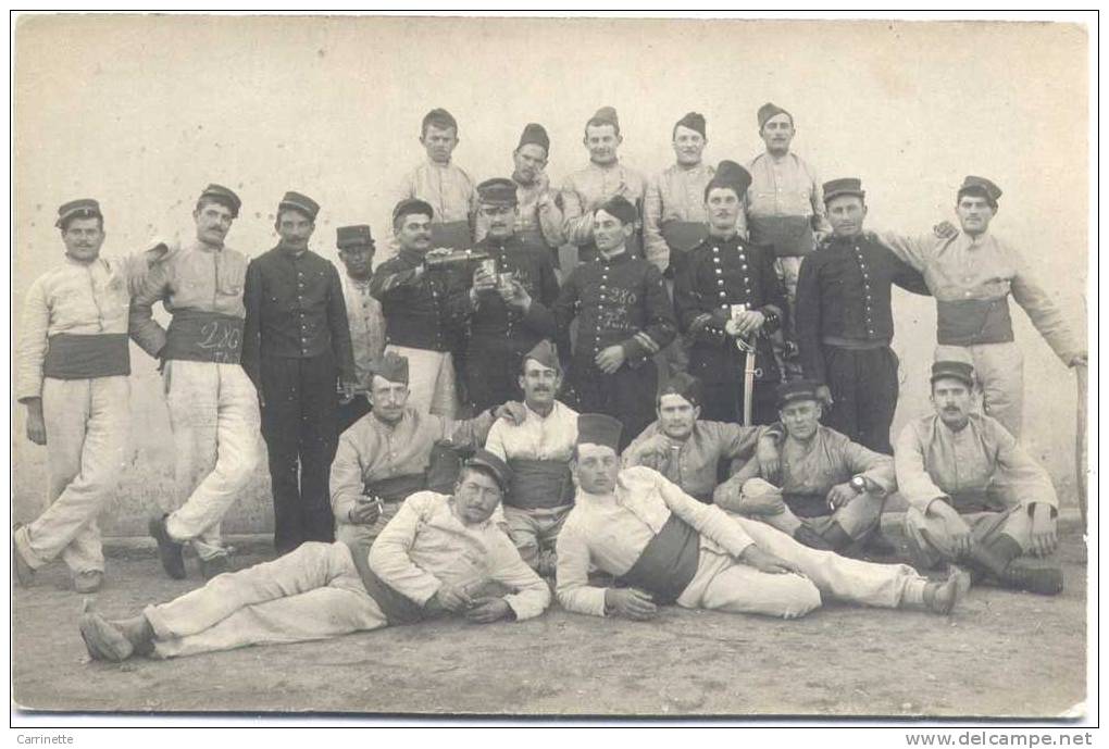 CARTE PHOTO - ALGERIE - HUSSEIN DEY et OUJDA - Militaires