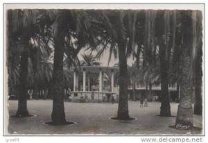 ARZEW  LE  KIOSQUE DE LA PLACE  D'ISLY
