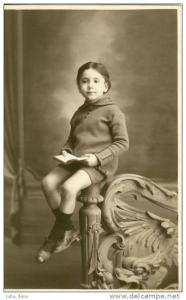 Garçonnet Photographie Mondiale , rue d´Arzew à Oran .    SUPERBE CARTE - PHOTO .