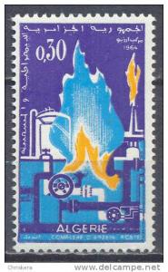 Algérie YT n°402 Usine de liquéfaction de gaz à Arzew neuf **
