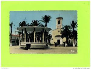 Afrique - Algérie - Arzew - place et église