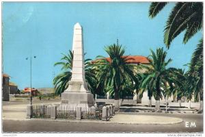 CPSM Arzew Arzeu Wilaya Oran Algérie Le Monument aux Morts Editions Combi