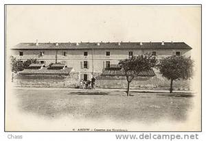 cpa-Algerie-Arzew-caserne   des tirailleurs