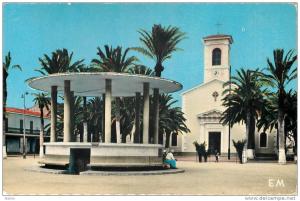 ALGERIE - ARZEW - LA PLACE ET L'EGLISE