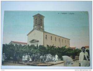 ARZEW    L'EGLISE  -  Belle animation  -  Carte couleur