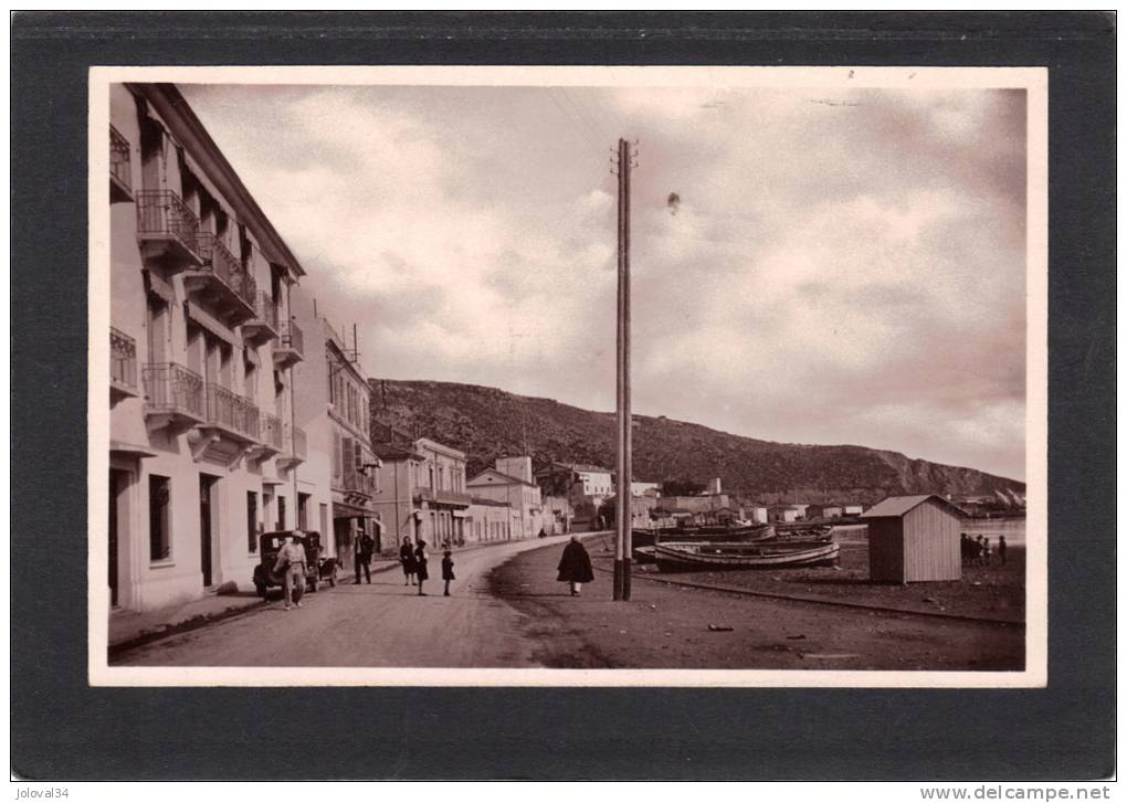 Algérie - ARZEW - Quartier de la Marine - animée - non écrite