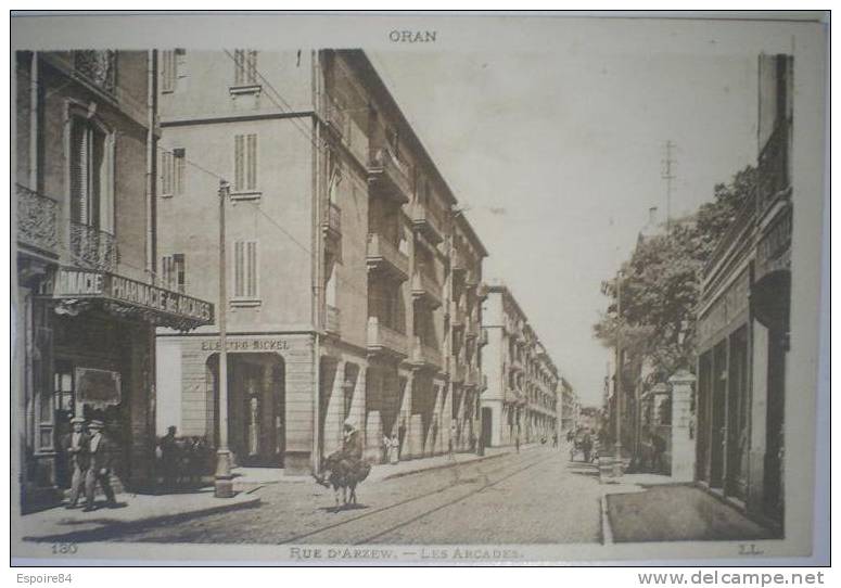 C. Postale  ALGERIE - ORAN - Rue d'Arzew - Les Arcades