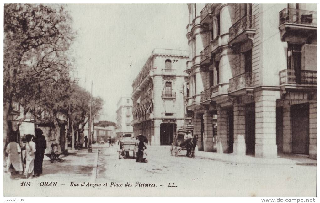 Algérie.Oran.Rue d´Arzew et Place des Victoires.