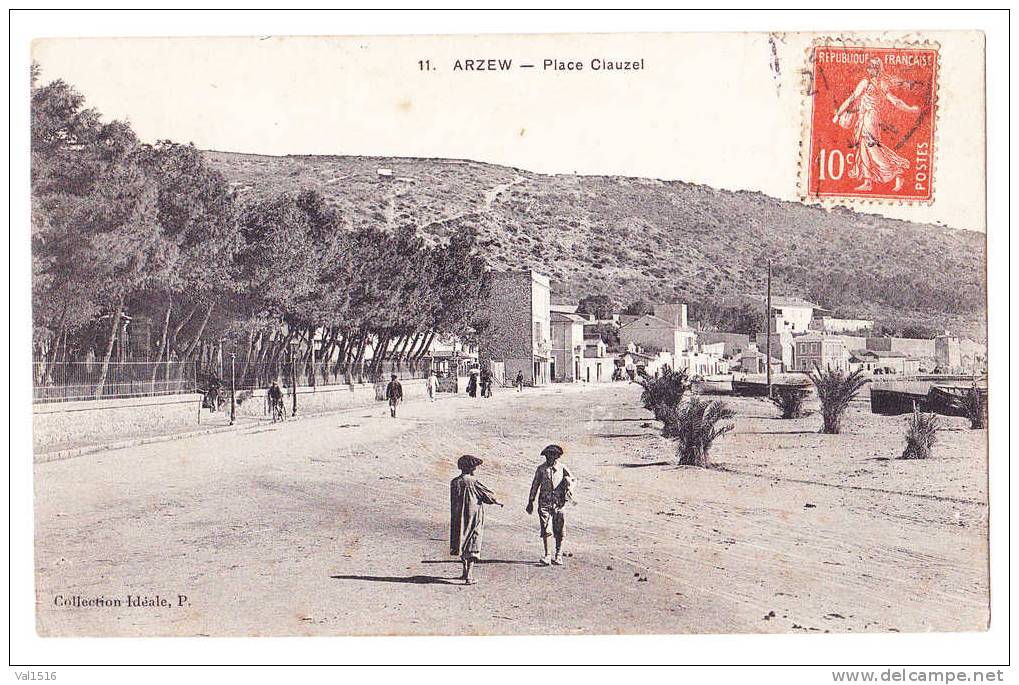 ARZEW - Place Clauzel - Animée - Enfants