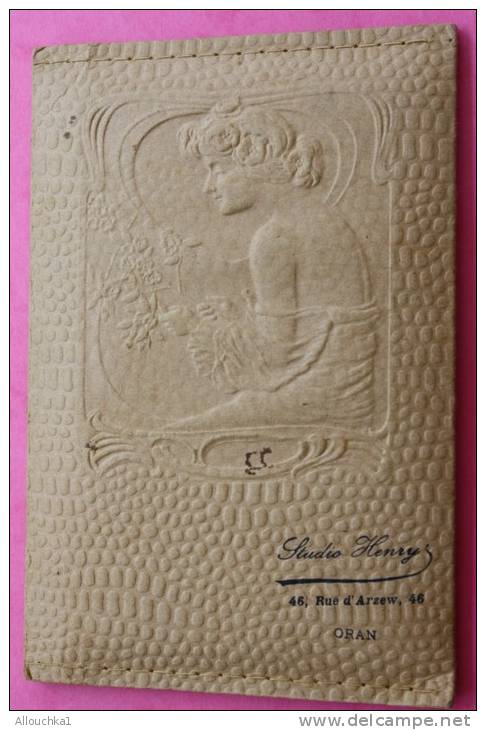 pochette photographique gaufrée en relief studio Henri 46 rue d'Arzew ORAN pr mettre les photographies et les négatifs