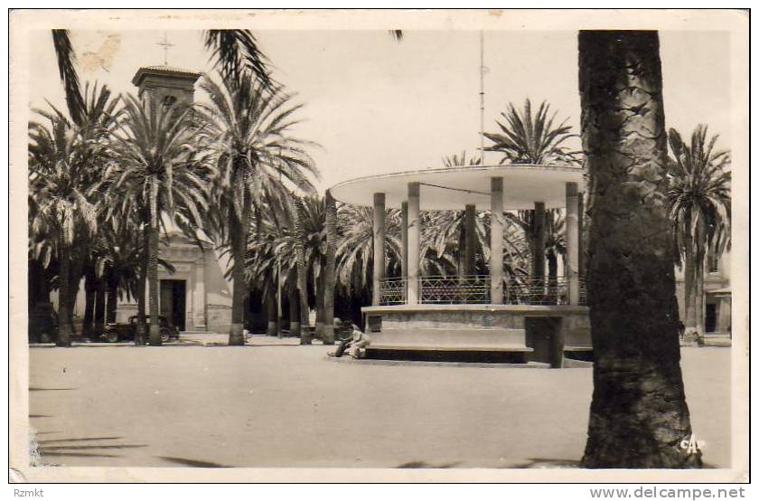 ALGERIE  ARZEW  La Place d'Isly