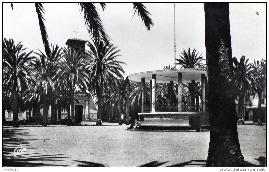 N°448 H ARZEW LA PLACE  DE L EGLISE