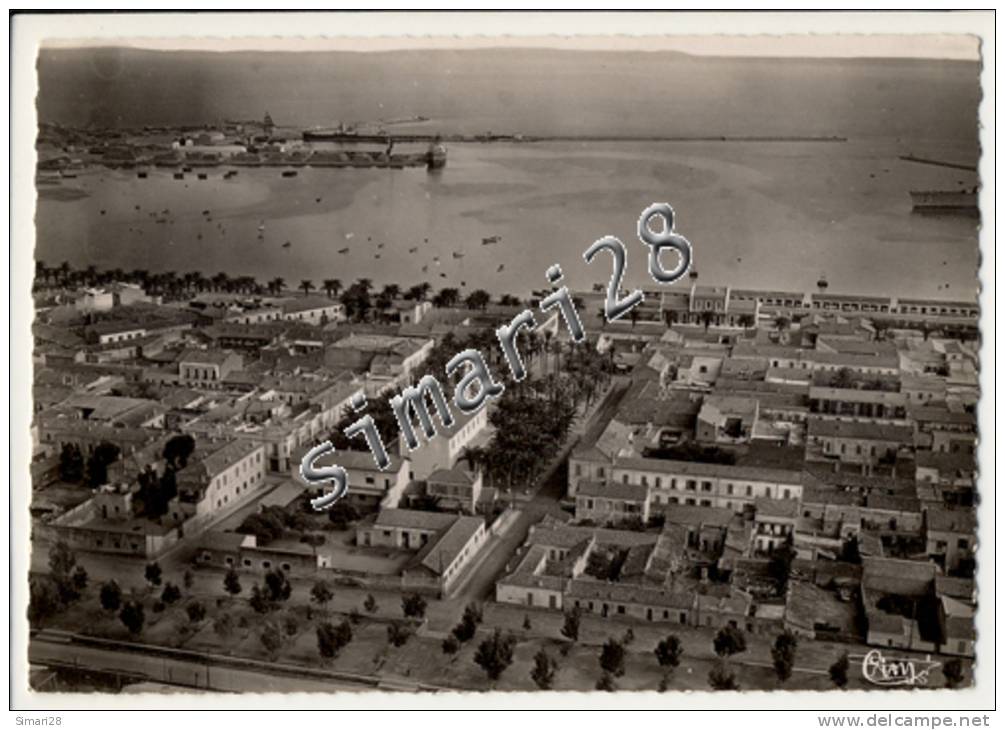 ARZEW - N° 3 - VUE AERIENNE - VUE GENERALE, LA VILLE, L'EGLISE, ET LE PORT ( CPSM )