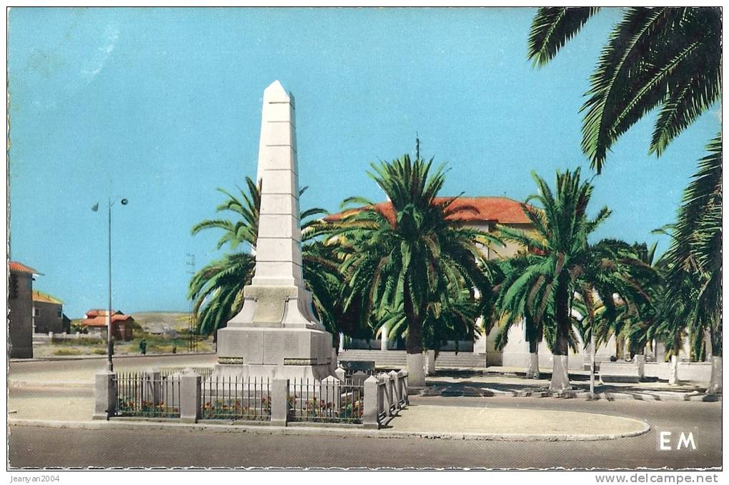 CPSM Arzew Arzeu Wilaya Oran Algérie Le Monument aux Morts Editions Combi