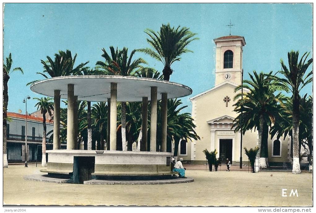 CPSM Arzew Arzeu Wilaya Oran Algérie La Place et l'Eglise Editions Combi