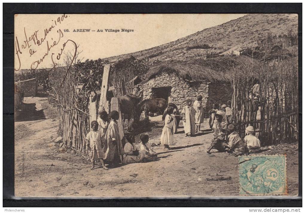 ALGERIE CPA 1906 Arzew au village négre (petit pli d'angle)