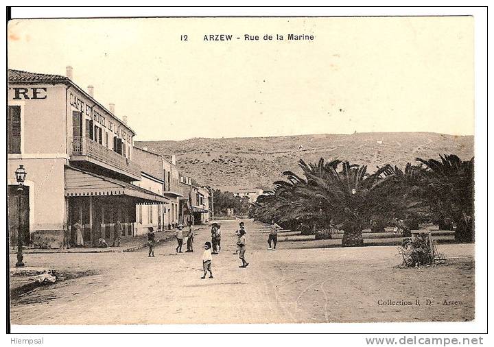 ARZEW   ----RUE  DE  LA  MARINE