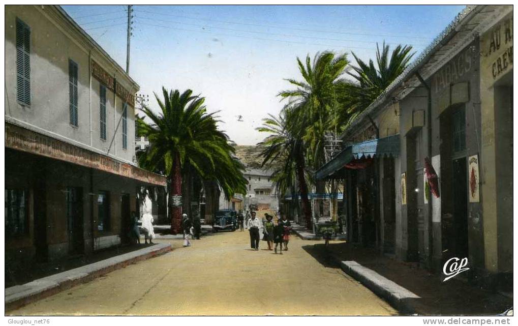 ARZEW...LA RUE PRINCIPALE...CPSM PETIT FORMAT ANIMEE