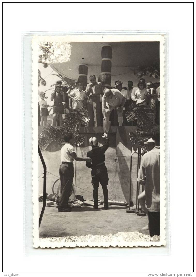 ALGERIE Arzew Photo, Kiosque à Musique, Remise de Coupe, Course de Motos?, bien animée, Photo 9x14, 195?