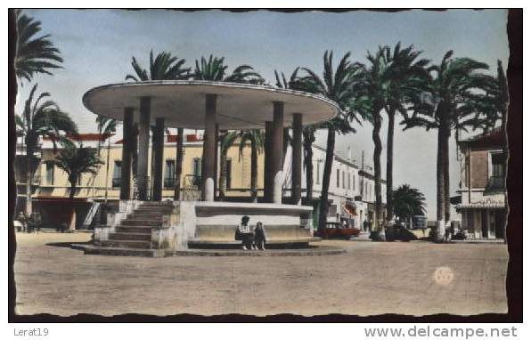 ALGERIE.......ARZEW...LA PLACE D ISLY.....CPSM.NON.ECRITE    ..‹(•¿•)›