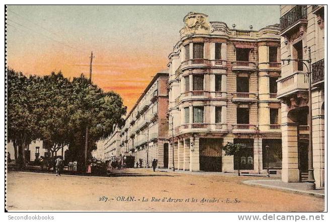 Oran, Algeria, Africa, La Rue d'Arzew et les Arcades, E.S., Golden Age Postcard # 2245