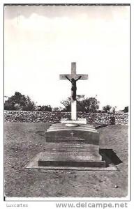 3. EL GOLEA. TOMBEAU DU R.P. CH. DE FOUCAULD.