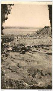 EL GOLEA      Près du Ksar.Village ancien(Zénètes)     timbresdéchirés